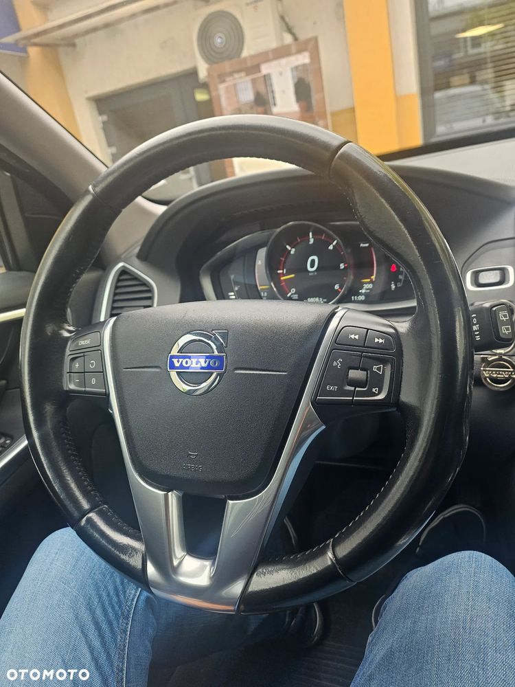 Volvo XC 60 D4 AWD Summum - 13