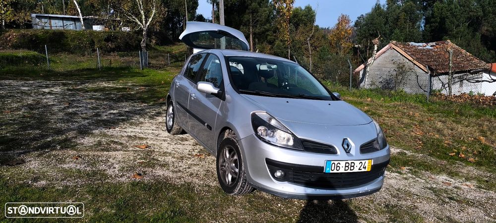 Renault Clio 1.5 dCi Privilège - 2