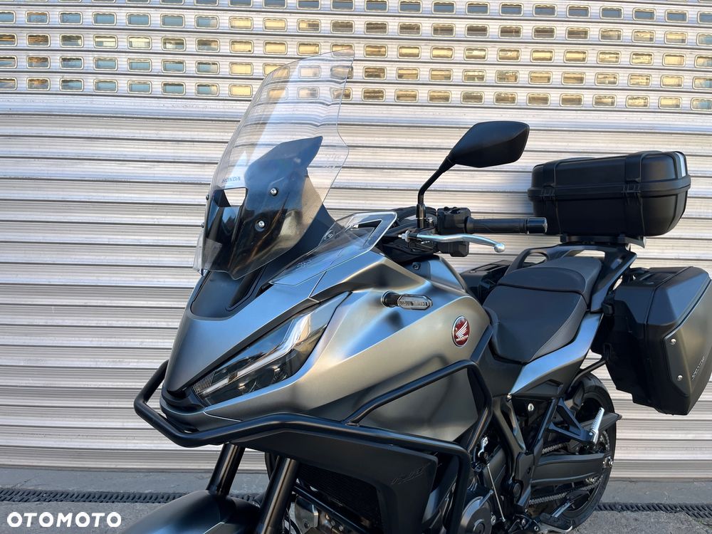 Honda NT - 27