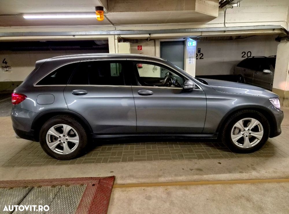 Mercedes-Benz GLC 220 d 4MATIC - 11