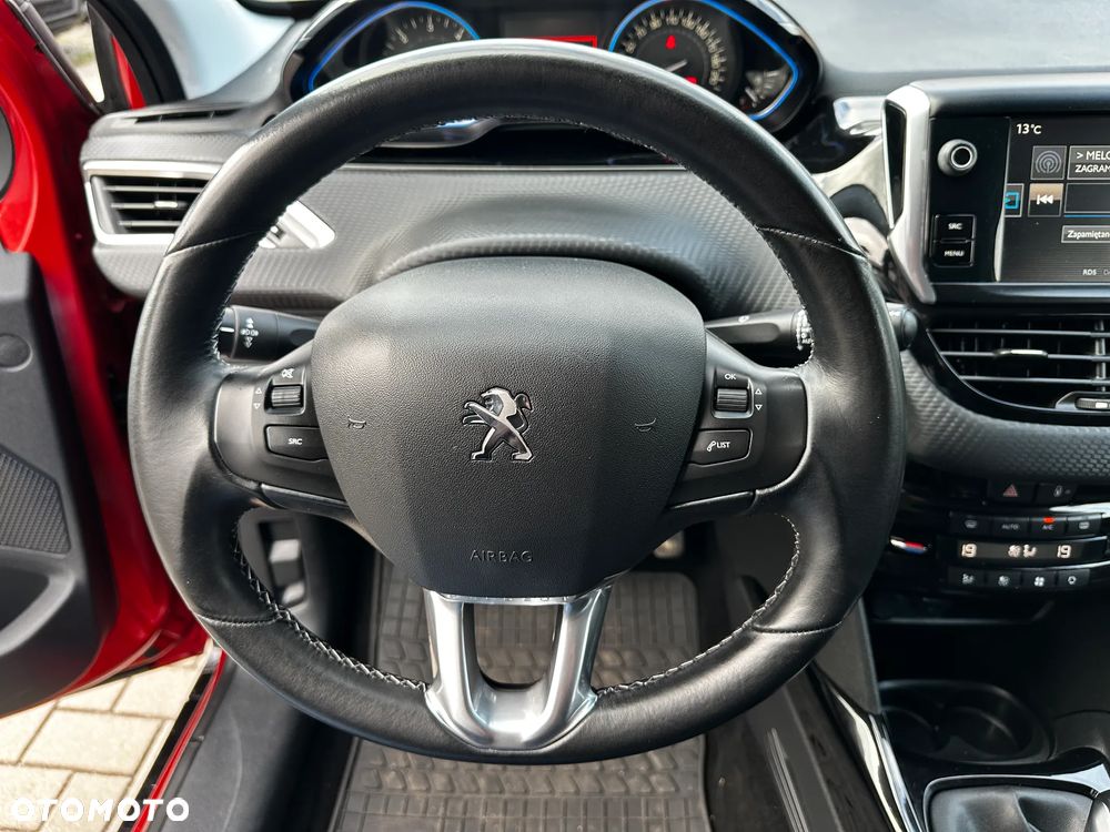Peugeot 2008 - 8