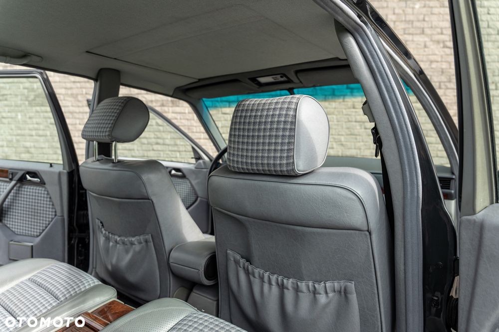 Mercedes-Benz W124 (1984-1993) - 13