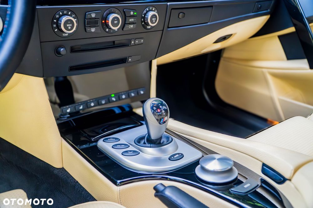 BMW M5 Standard - 16