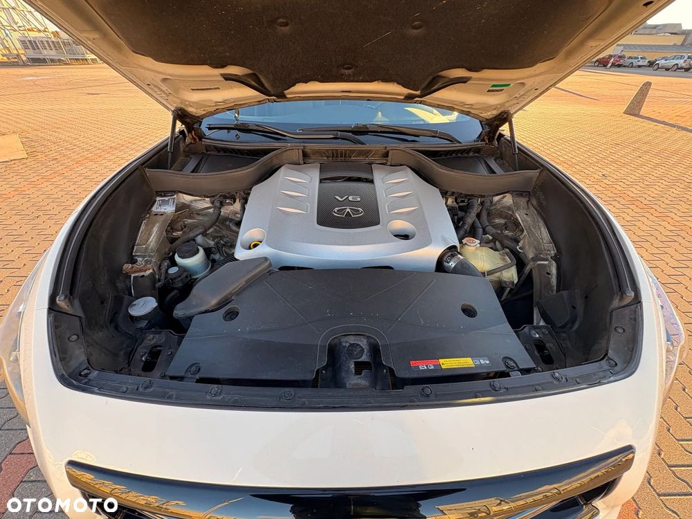 Infiniti QX70 3.0d S - 14