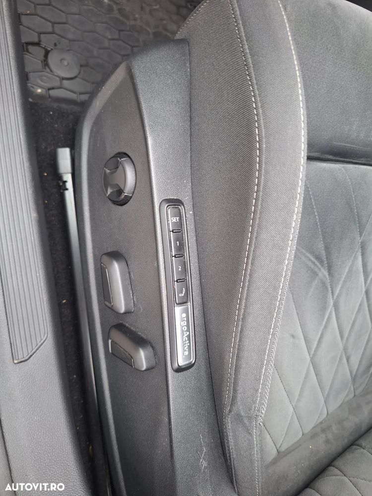 Volkswagen Golf 2.0 TDI SCR DSG Style - 5