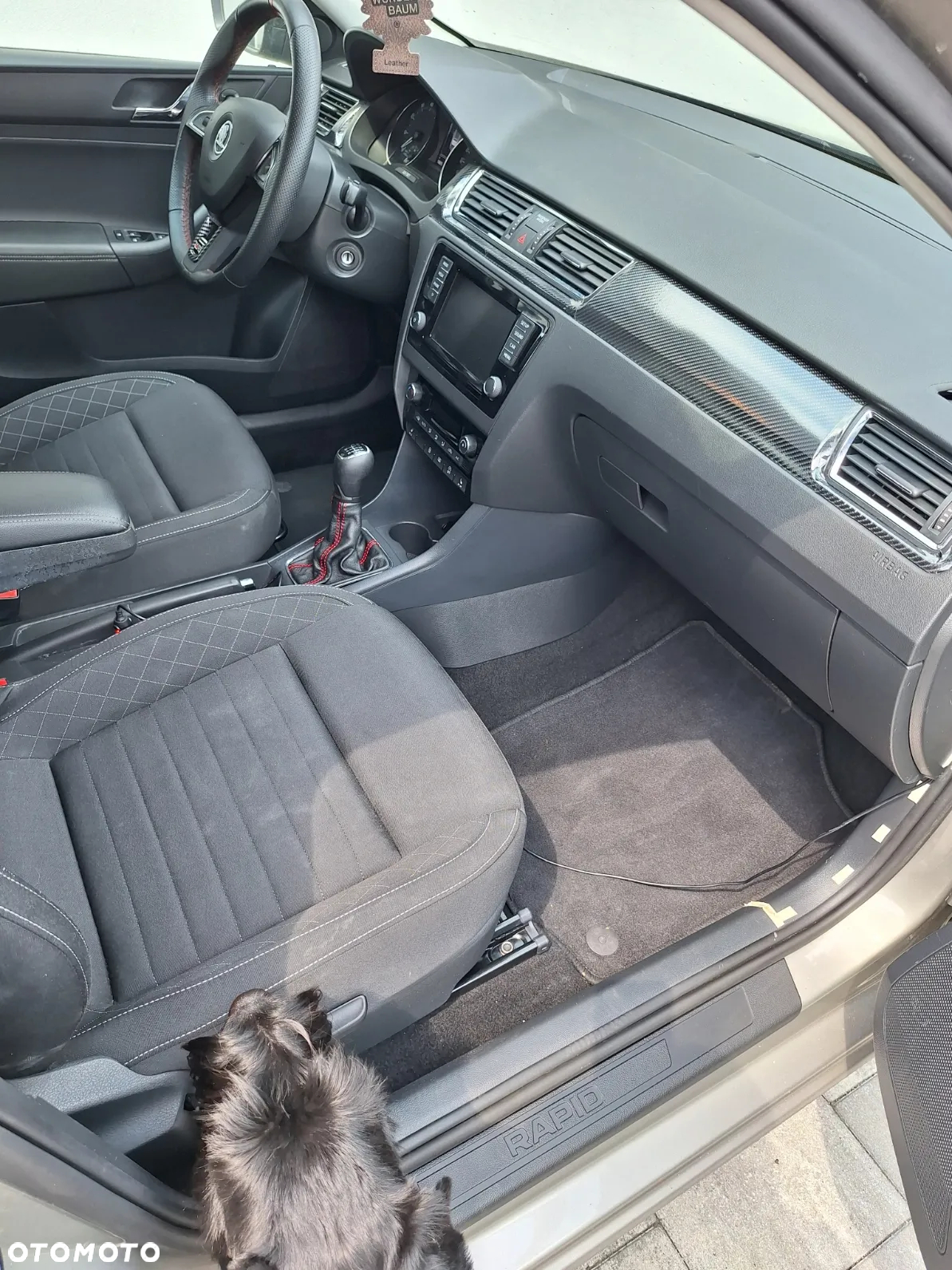 Skoda RAPID 1.2 TSI Active - 14