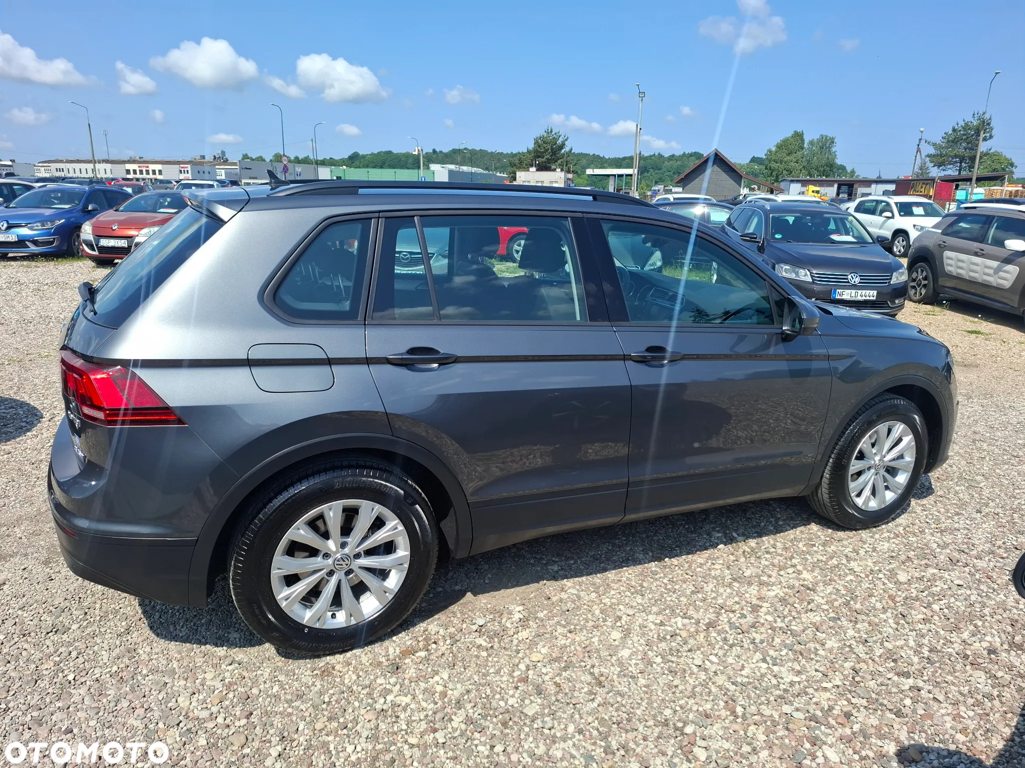 Volkswagen Tiguan 2.0 TDI BMT SCR Comfortline - 9