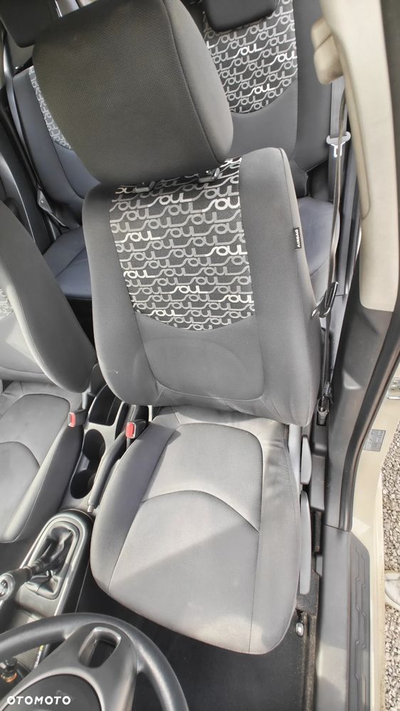Kia Soul 1.6 L EU5 - 3