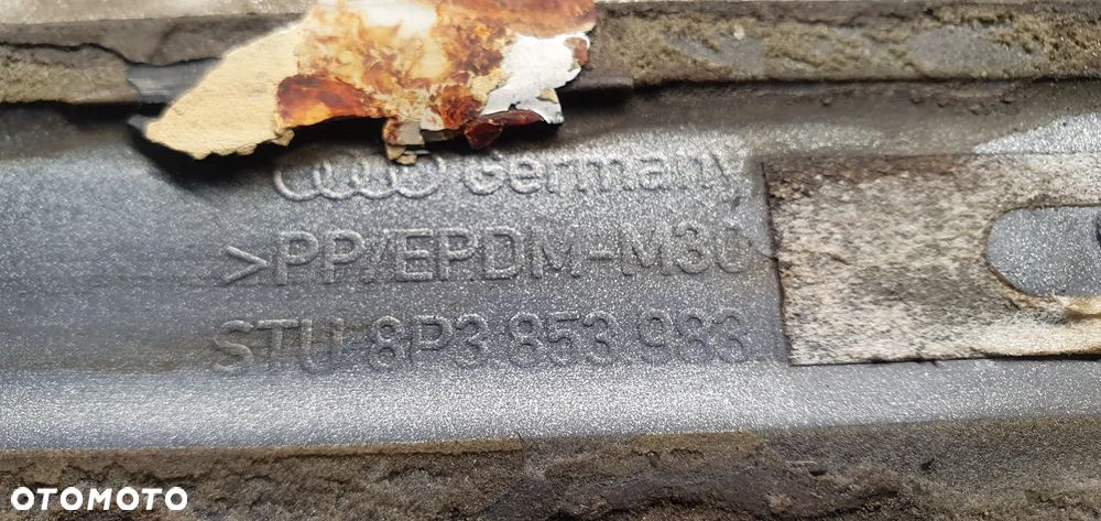 Listwa błotnika lewy tył tylna lewa Audi A3 8P 3D 8P3853983D - 4