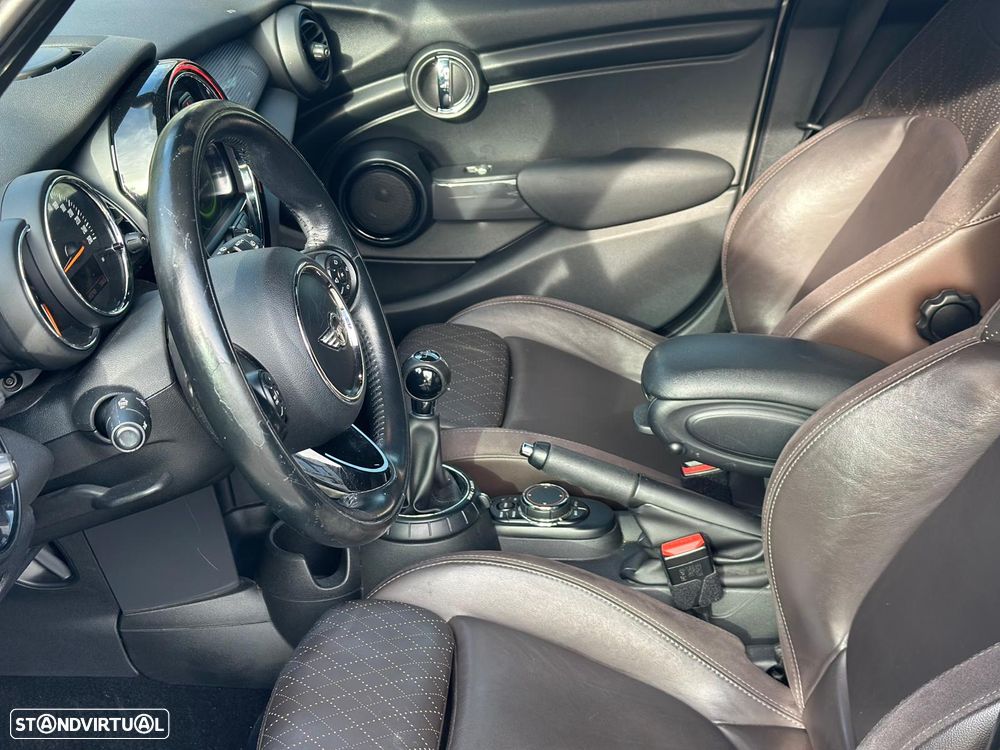 MINI 5 Portas Cooper D 60 Years Chili - 22