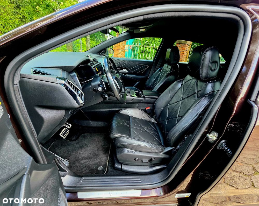DS Automobiles DS 7 Crossback 1.6 PureTech So Chic - 8