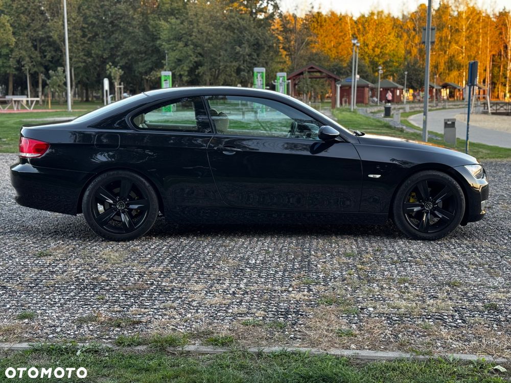 BMW Seria 3 320d Coupe - 5