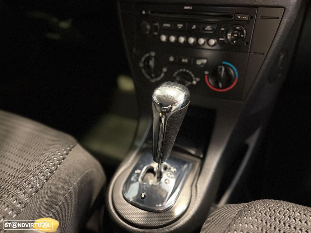 Citroën C4 1.6 HDi 110 VTR Pack CMP6 - 5