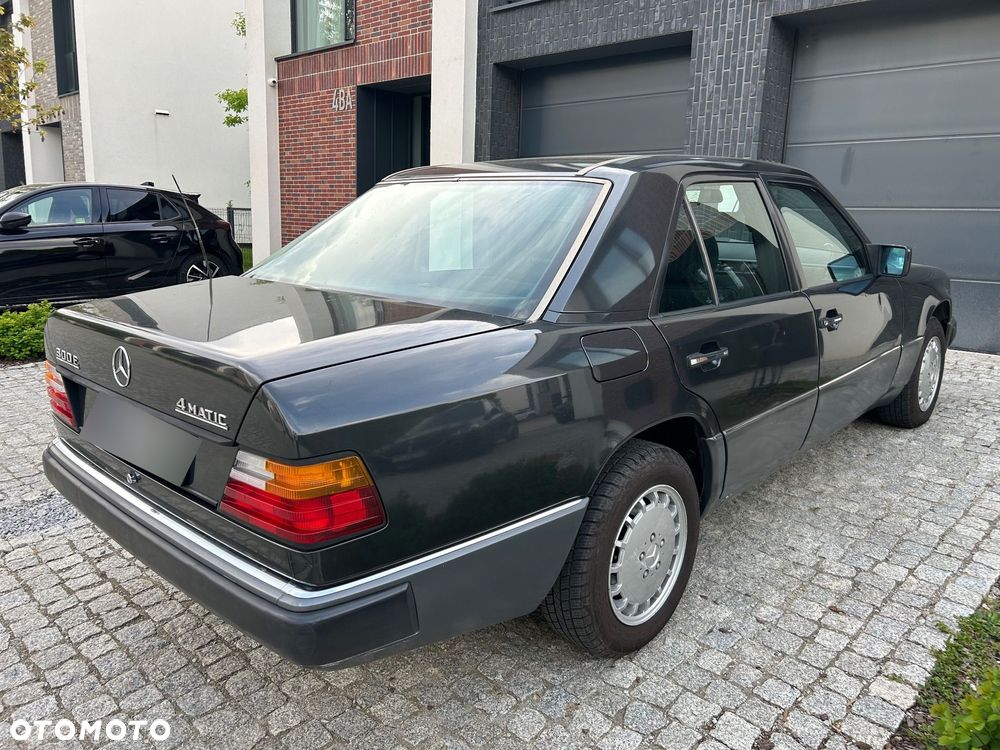Mercedes-Benz W124 (1984-1993) - 7