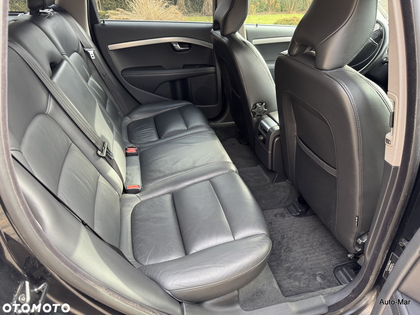 Volvo XC 70 D4 Momentum - 27