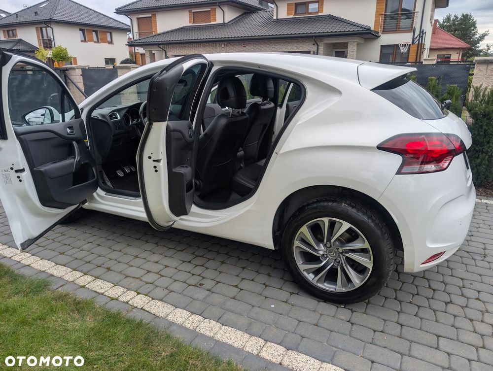 Citroën DS4 1.6 VTi SoChic - 12