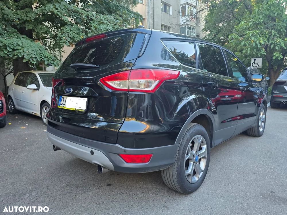 Ford Kuga 2.0 TDCi Powershift 4WD Trend - 6