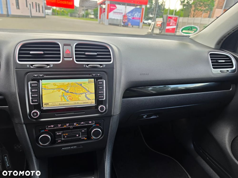 Volkswagen Golf - 15