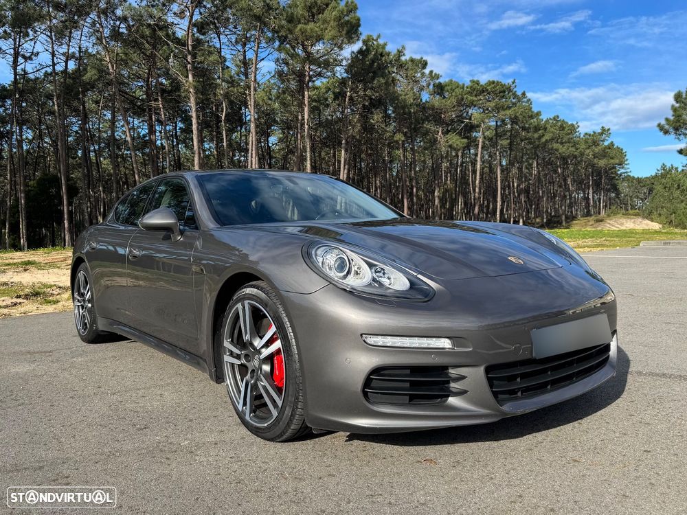 Porsche Panamera Platinum Edition
