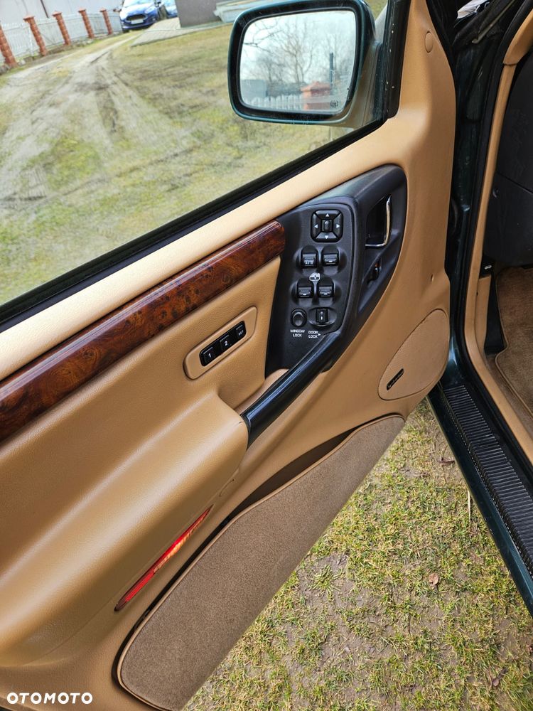 Jeep Grand Cherokee - 17