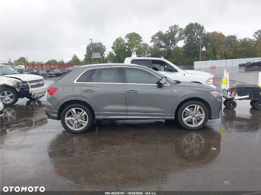 Audi Q3 2021 photo 5