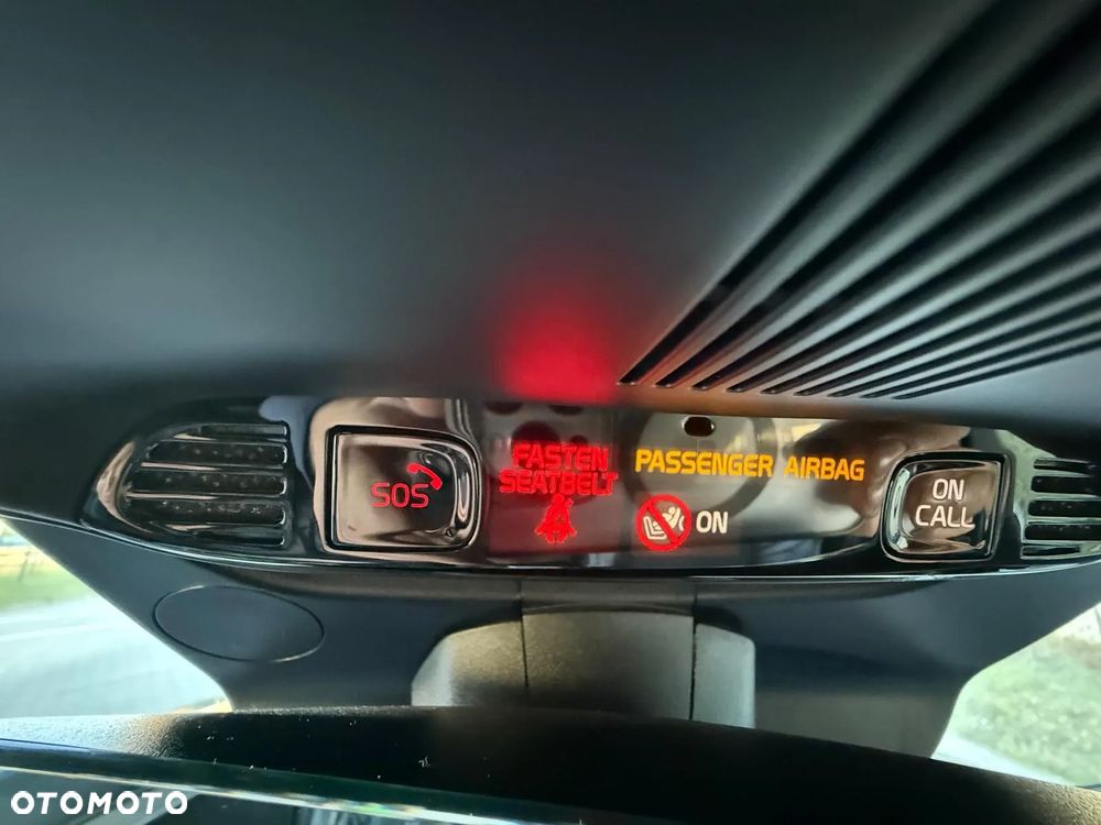 Volvo XC 90 D5 AWD R-Design - 27