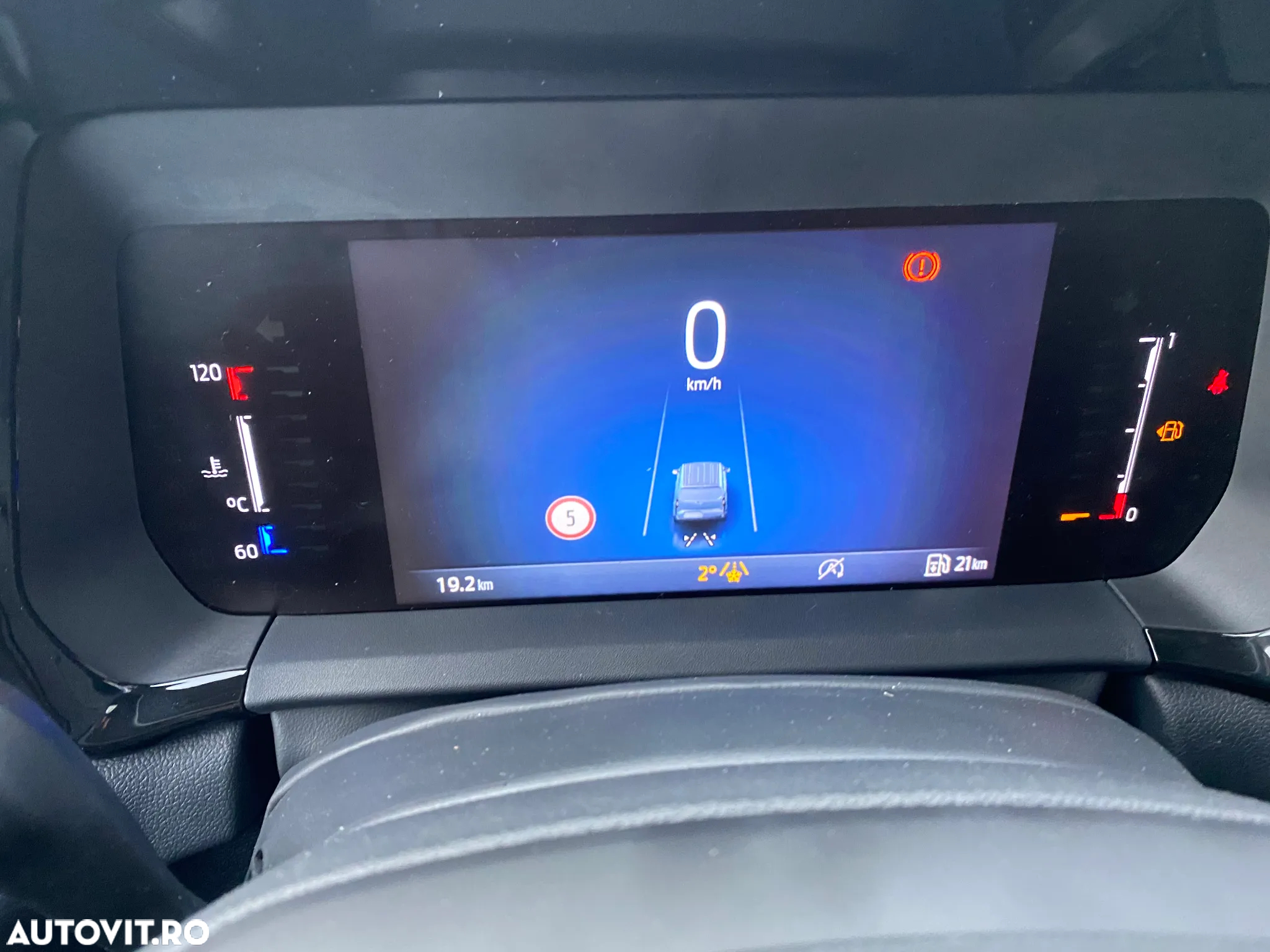 Ford COURIER VAN 1.5L EcoBlue - 16