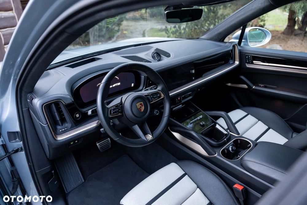 Porsche Cayenne GTS Tiptronic S - 23