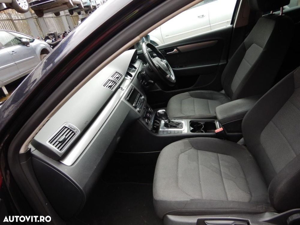 Centuri siguranta fata Volkswagen Passat B7 2011 Berlina 2.0 TDI - 12
