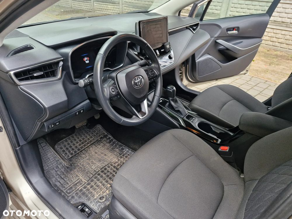 Toyota Corolla 1.8 Hybrid GPF Executive - 9