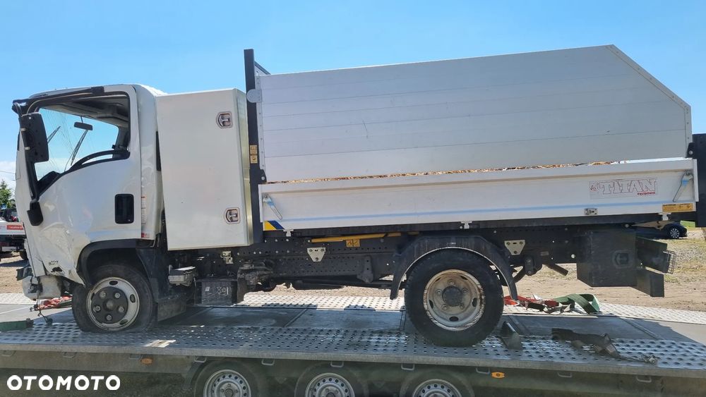 Isuzu N - 7
