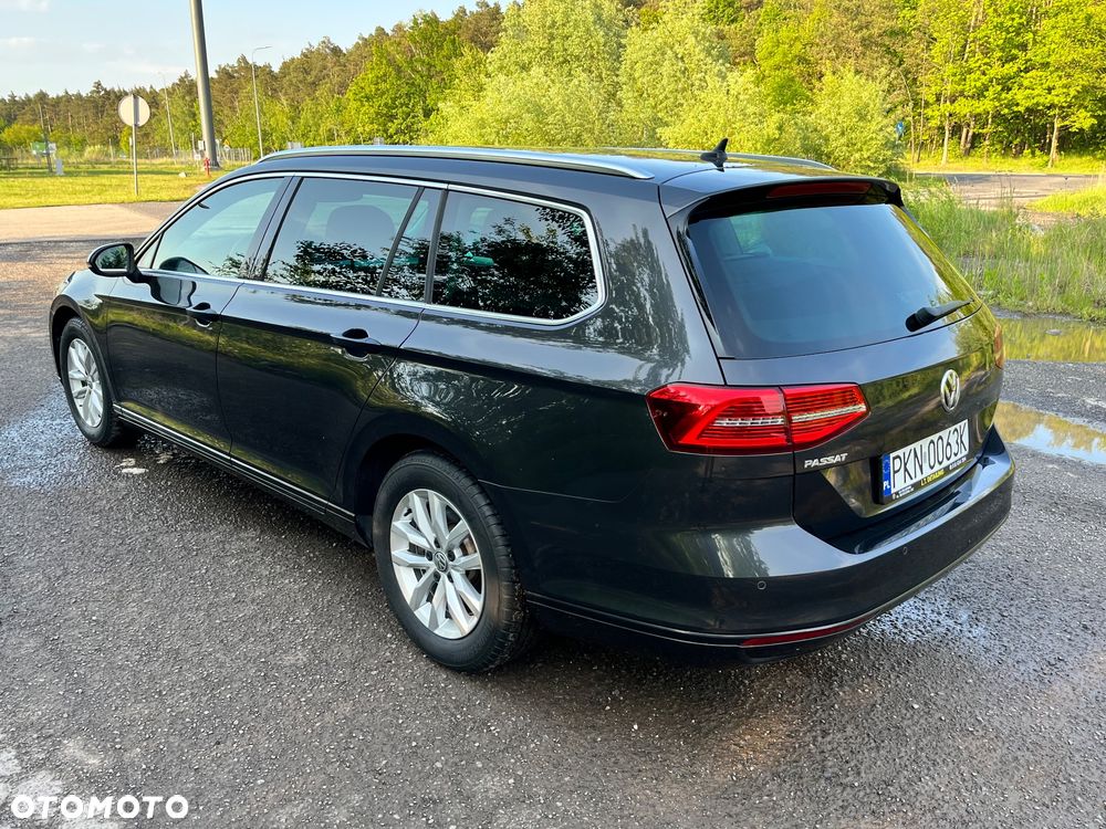 Volkswagen Passat 2.0 TDI SCR Comfortline - 3