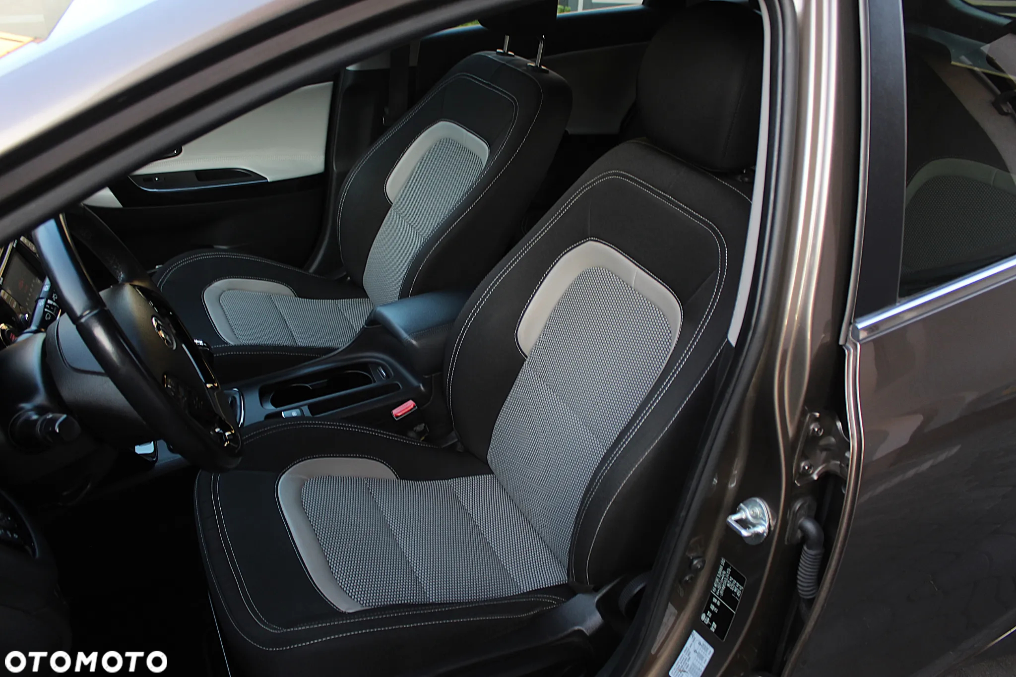 Kia Ceed Cee'd 1.6 GDI Business Line - 22