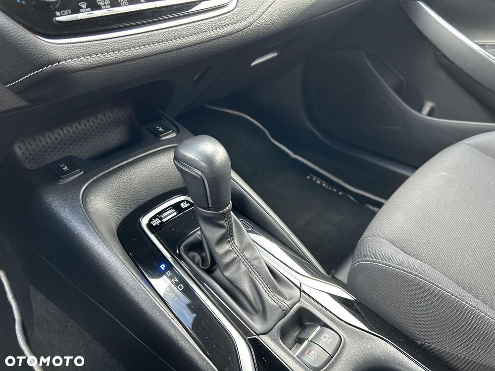 Toyota Corolla 2.0 Hybrid Comfort - 23