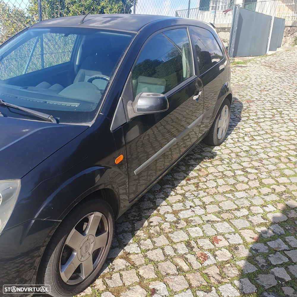 Ford Fiesta - 1