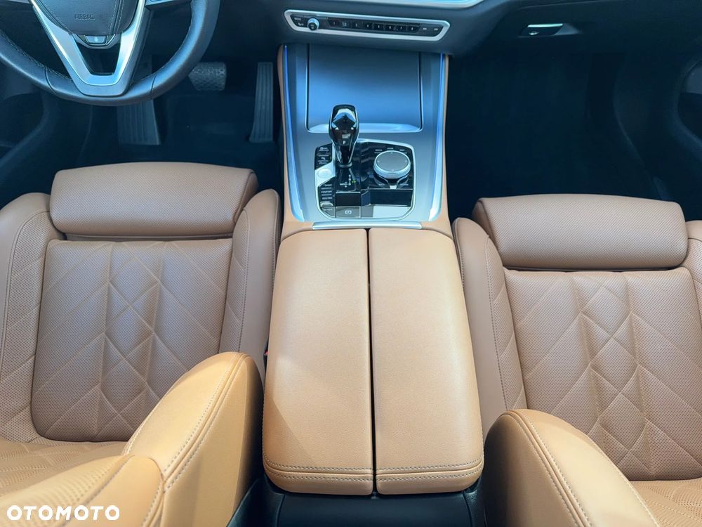 BMW X5 xDrive25d - 14