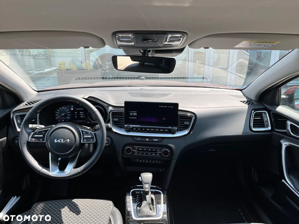 Kia XCeed 1.6 T-GDI Business Line DCT - 11