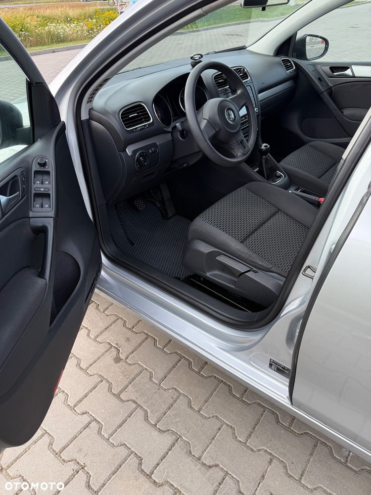 Volkswagen Golf - 9