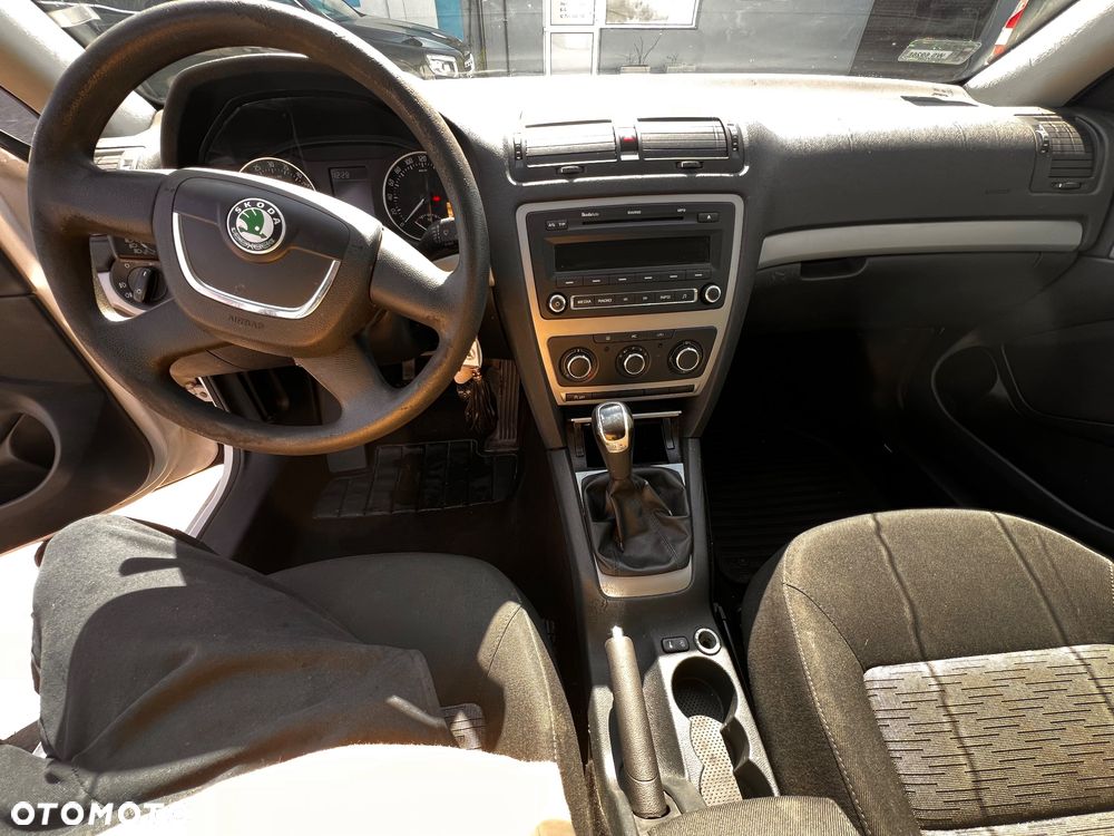 Skoda Octavia 1.6 TDI Ambition - 8