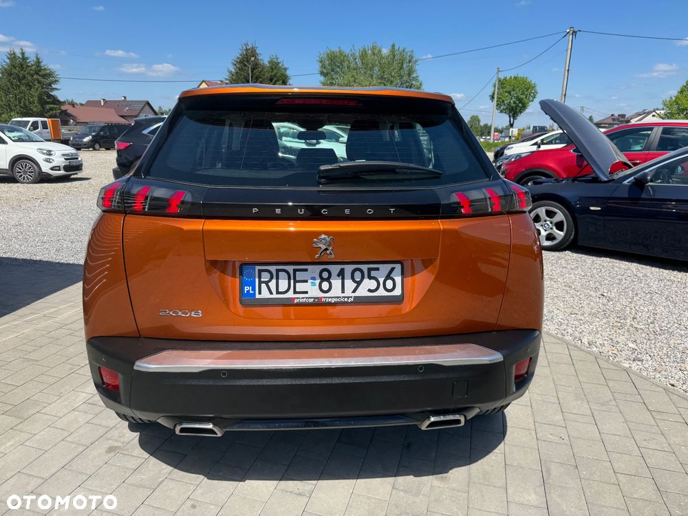 Peugeot 2008 1.2 PureTech Active S&S EAT8 - 12
