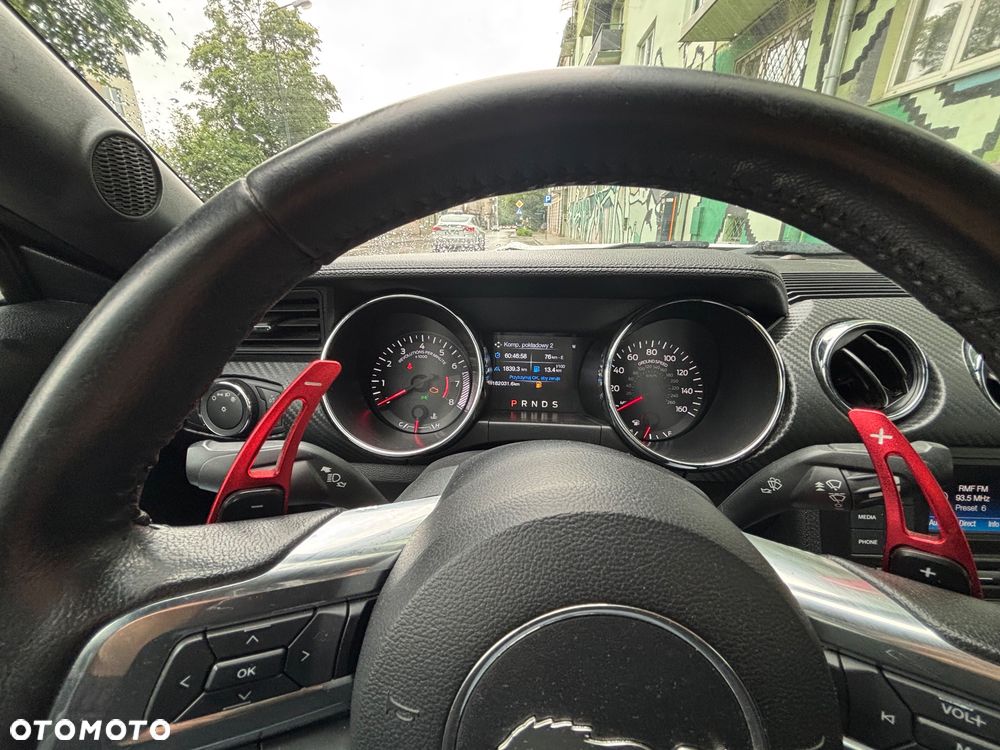 Ford Mustang - 9
