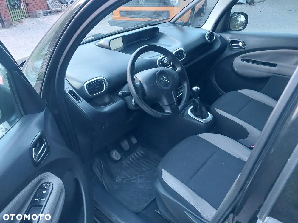 Citroën C3 Picasso 1.4i Attraction - 6
