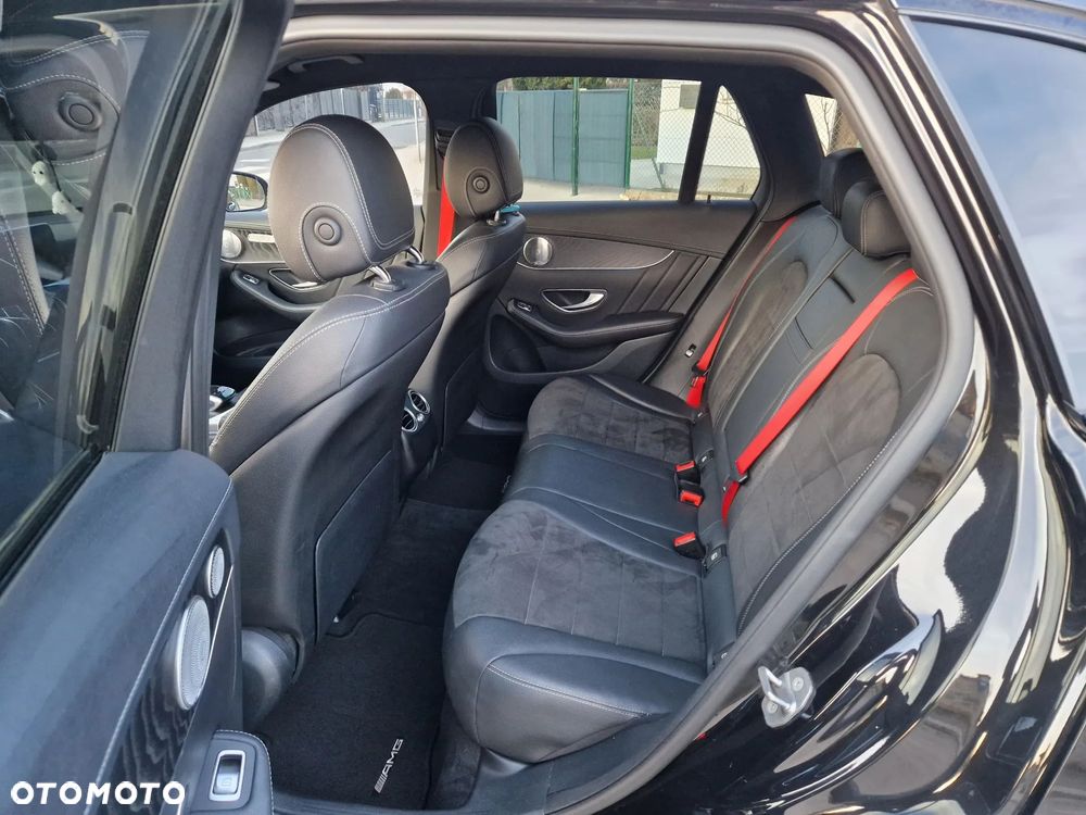 Mercedes-Benz GLC - 11