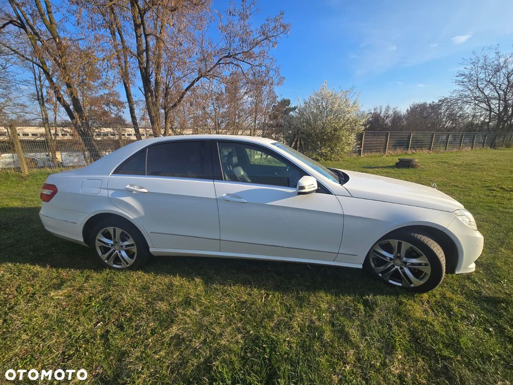 Mercedes-Benz Klasa E 200 BlueTEC 7G-TRONIC Avantgarde - 2