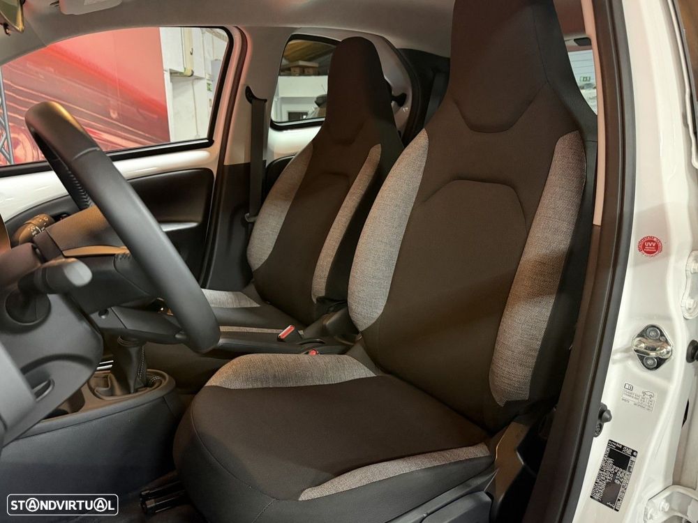 Toyota Aygo X 1.0 Play - 6