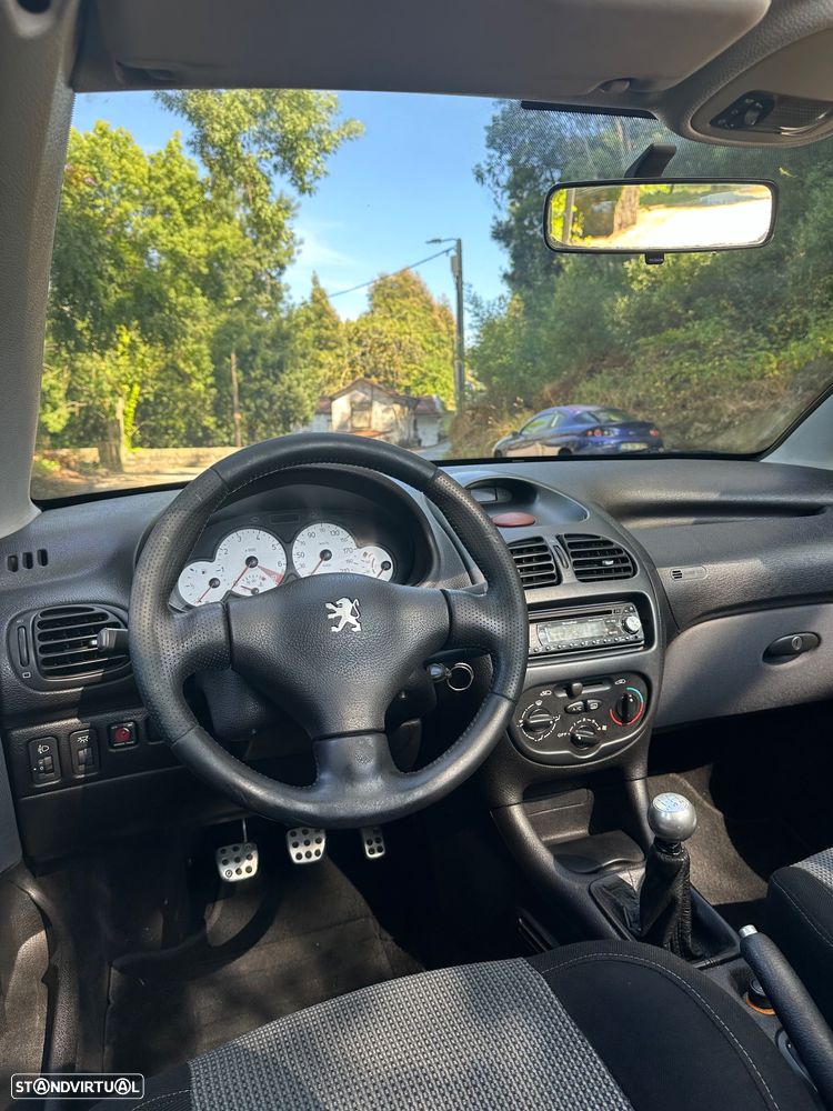 Peugeot 206 CC 1.6 - 20