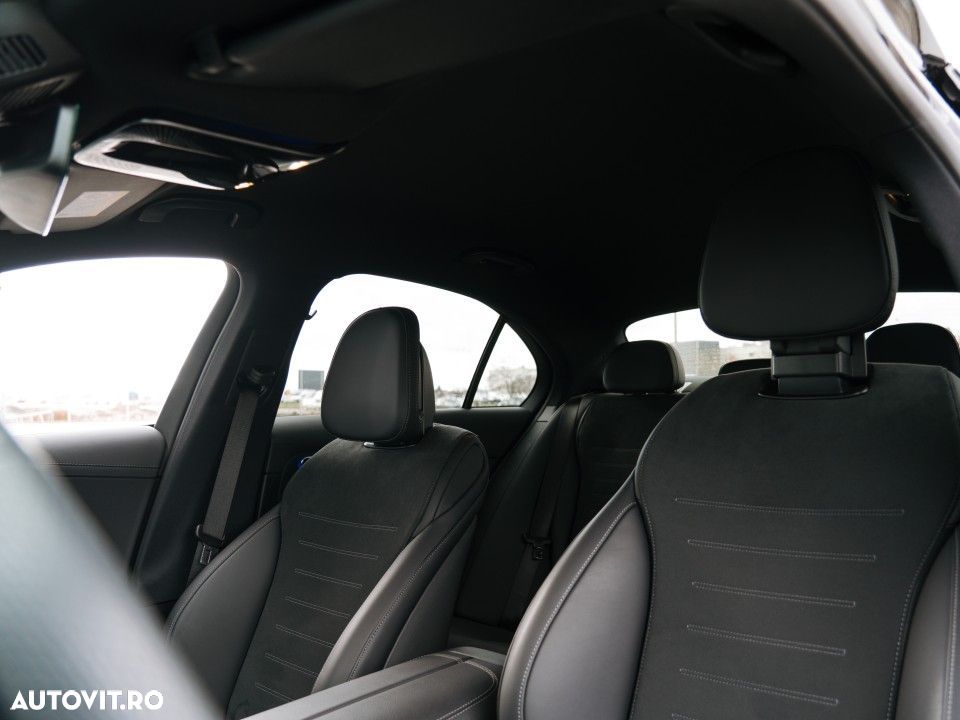 Mercedes-Benz C - 18
