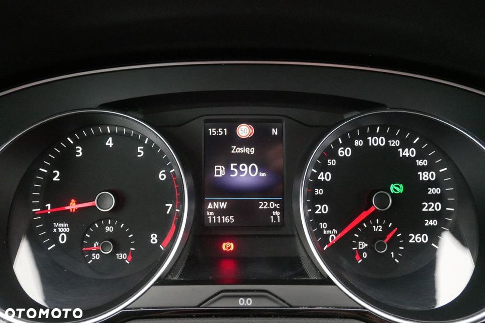 Volkswagen Passat Variant 1.5 TSI EVO Business DSG - 9