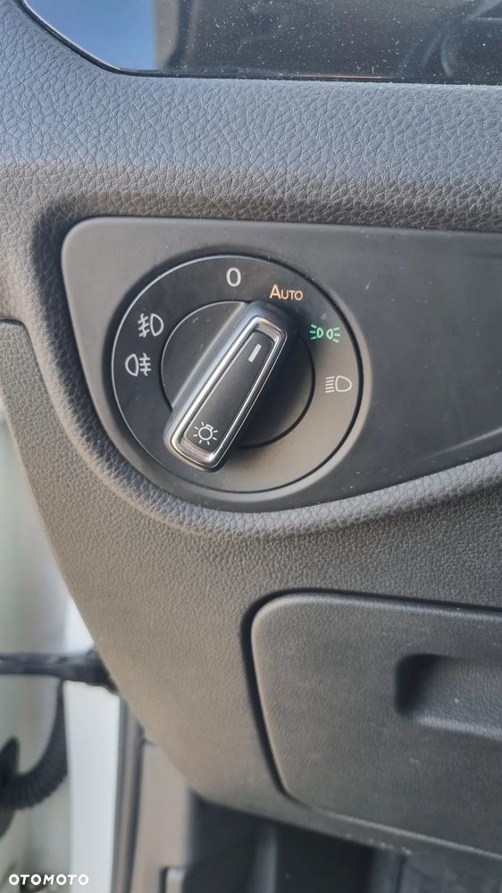 Volkswagen Touran 2.0 TDI BMT Highline DSG - 11