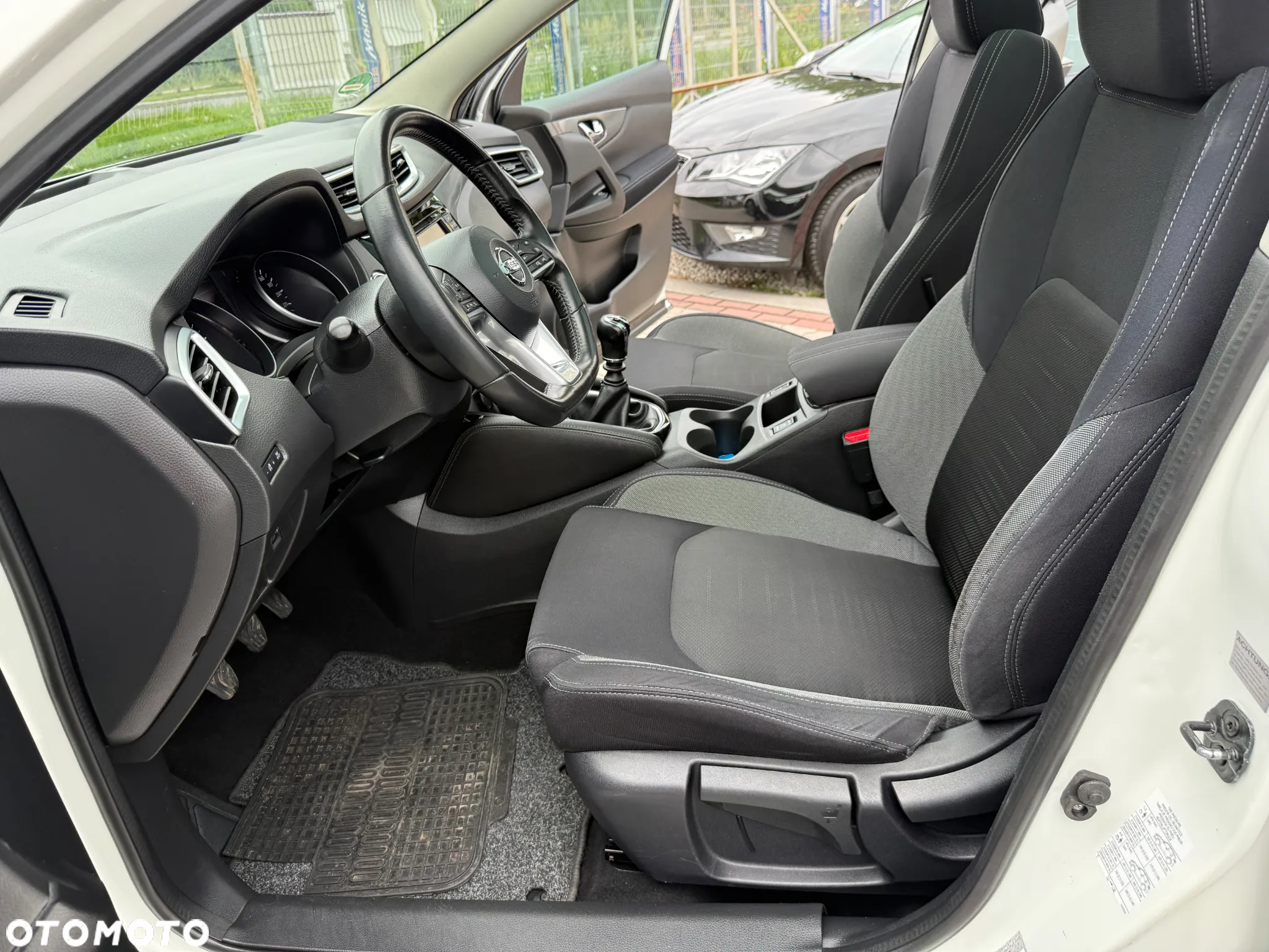 Nissan Qashqai 1.6 DCi N-Vision EU6 - 21